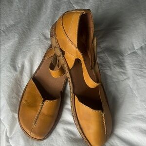 Josef Seibel Rosalie 42 - Yellow Leather size 40